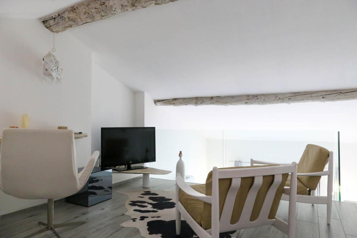 Le Coccinelle Home A Lierna Εξωτερικό φωτογραφία