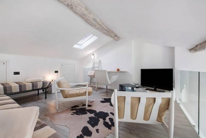 Le Coccinelle Home A Lierna Εξωτερικό φωτογραφία