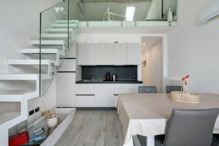 Le Coccinelle Home A Lierna Εξωτερικό φωτογραφία